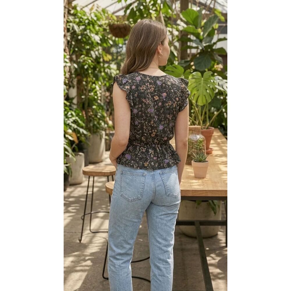Black Floral Ruffle Top - Picture 3 of 4
